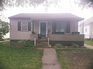 727 Kirkwood Ave, Waterloo, IA 50701