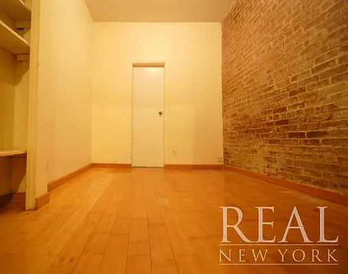 Rented by REAL New York | media 9