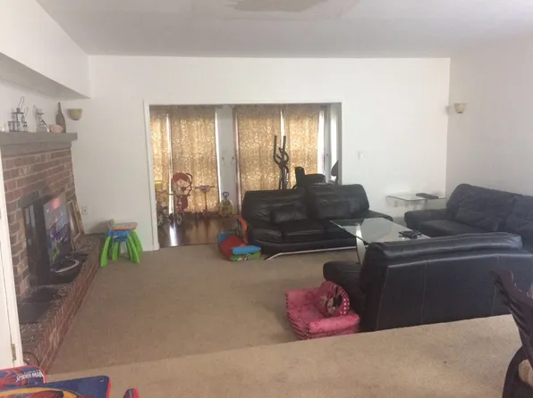 520 Norwich Ct, Piscataway, NJ 08854