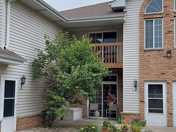 2nd image of 6240 S Creekside Dr Unit 8