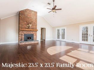 6 Silver City Rd, Newtown, CT 06470