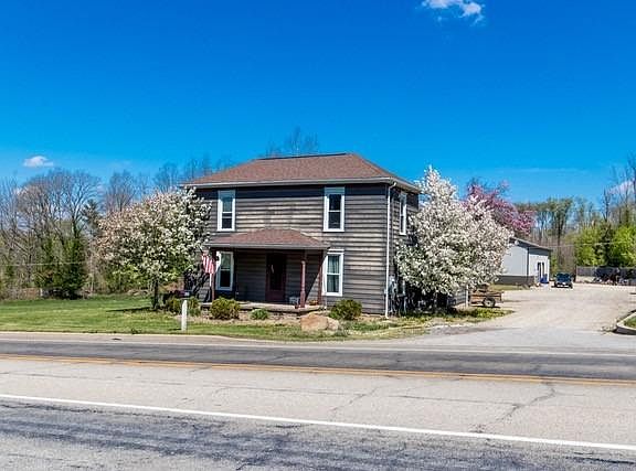 2nd image of 1560 W State Road 44