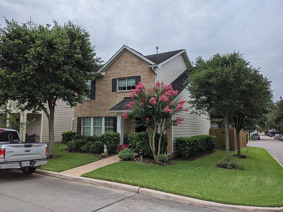 1st image of 10615 Cobblecreek Way