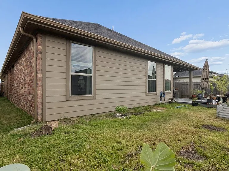 28335 Halle Ray Dr — Photo 20