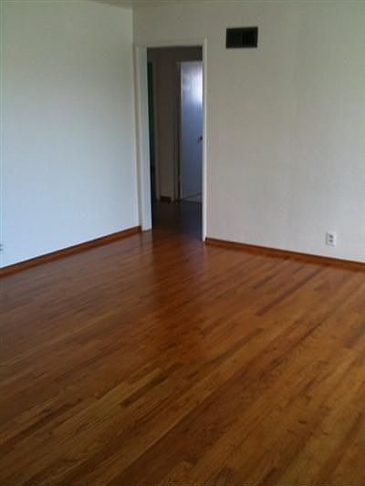 1st image of 807 E North St