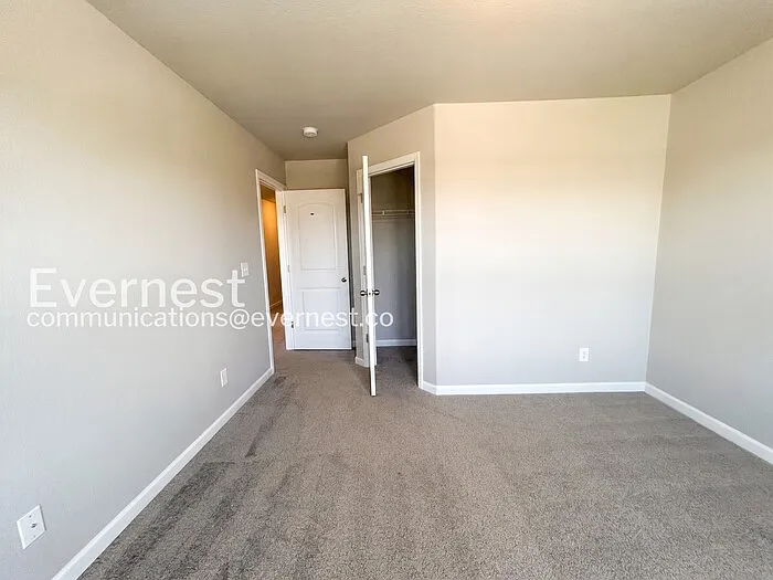 6361 Old Glory Dr — Photo 12