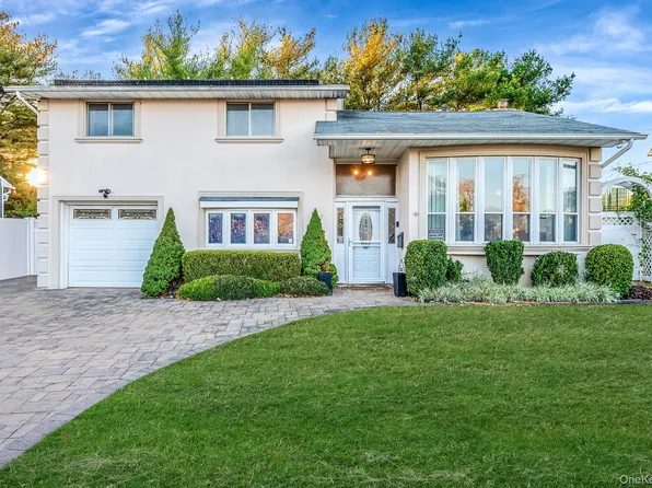 287 Clearmeadow Drive, East Meadow, NY 11554