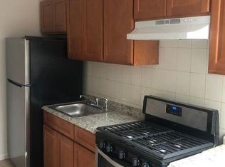 656 Rutherford Ave, Trenton, NJ 08618