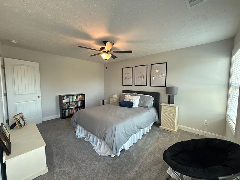 Upstairs Bedroom 1