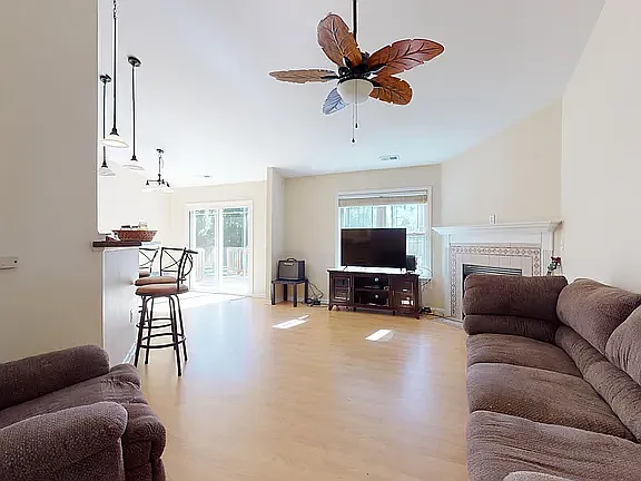208 Egret Point Dr — Photo 11