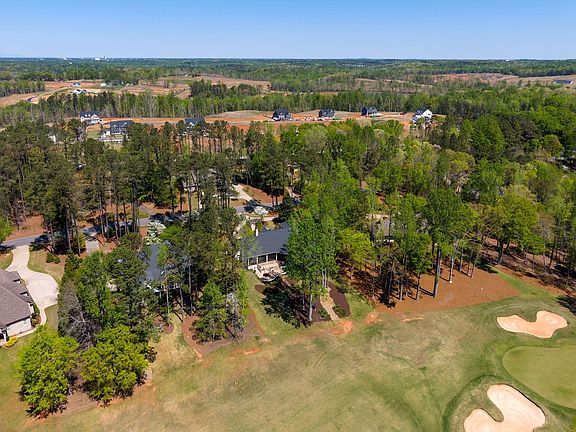 4th image of 103 Carolina Club Dr