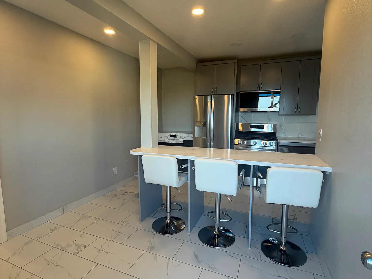 1 bed, 750 sqft, $3,950 — Photo 1