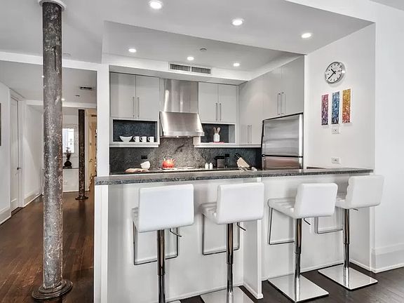 4th image of 102 Fulton St APT 7E