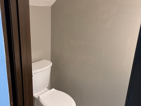 5th image of 5046 Jackson Rd #8