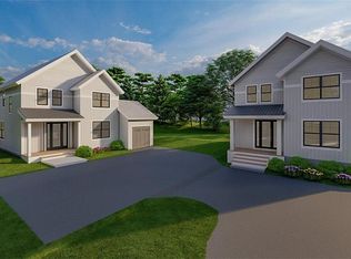 164 Forest St #2, New Canaan, CT