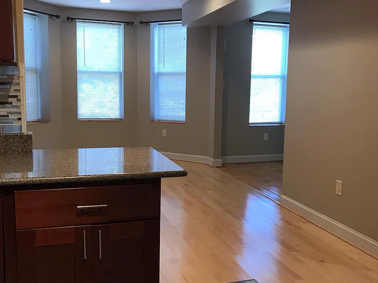 kitchen/living