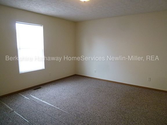 5th image of 673 N 25th St