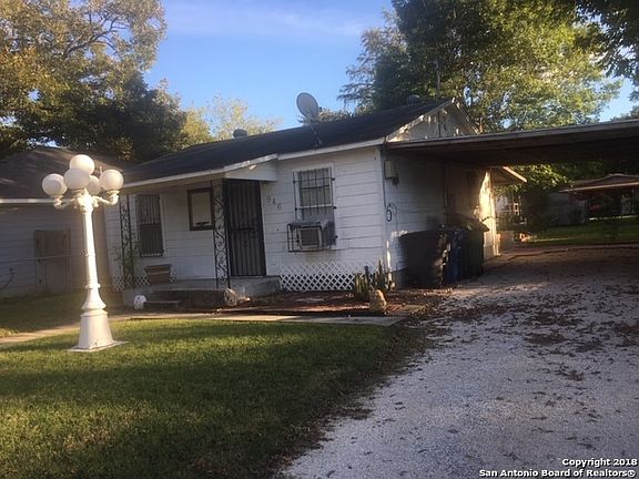 2nd image of 946 Chalmers Ave