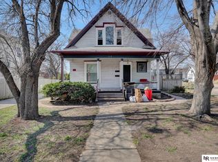 319 S 27th St, Lincoln, NE 68510