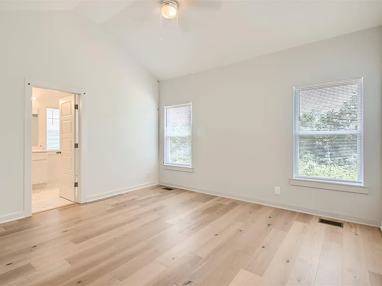 1140 Alcove Way — Photo 13