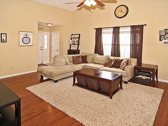 5th image of 5908 Blackley Ln