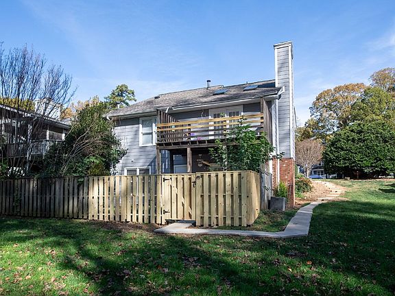 2nd image of 6220 Fountainhead Dr #B