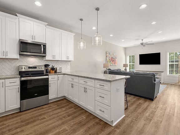 5th image of 630 Village Dr #12