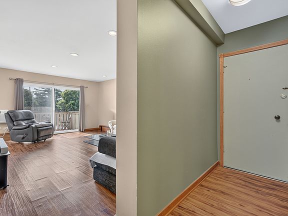 4th image of 280 N Westgate Rd APT 231
