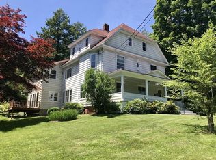 36 Triangle St, Amherst, MA 01002