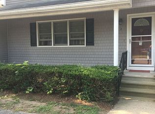 447 Stafford Rd, Tiverton, RI 02878