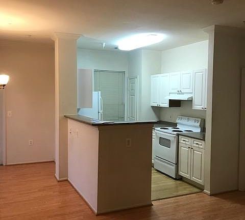 3rd image of 3015 Nicosh Cir Unit 2110