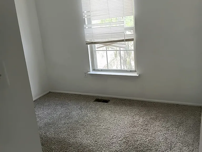 7333 Branchwood Ter — Photo 17