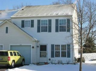 219 E Savannah Dr, Romeoville, IL 60446