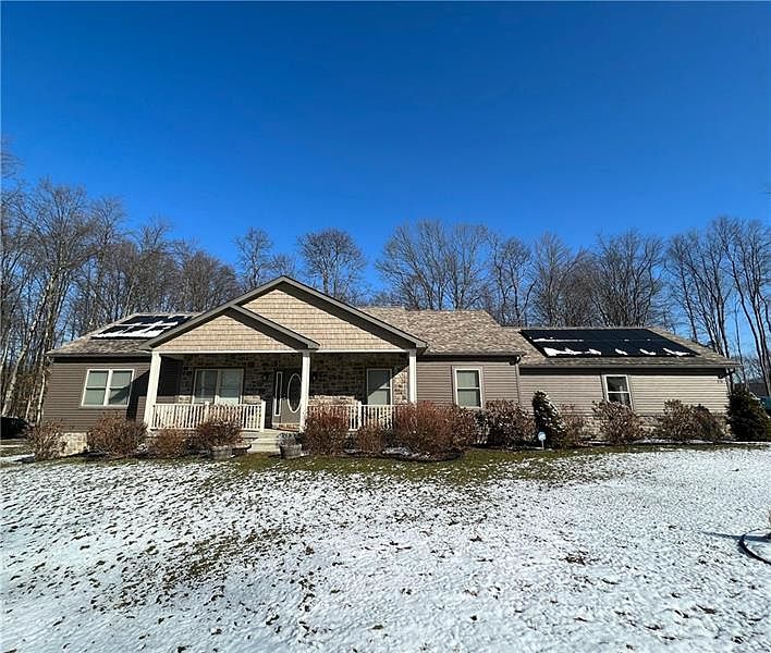 25 Venango St, Grove City, PA 16127 Zillow