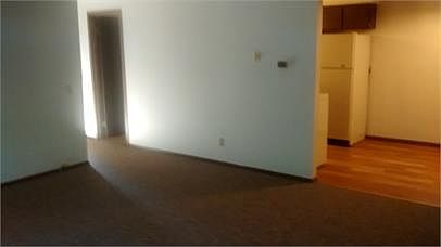 2nd image of 425 Farnham St APT 4