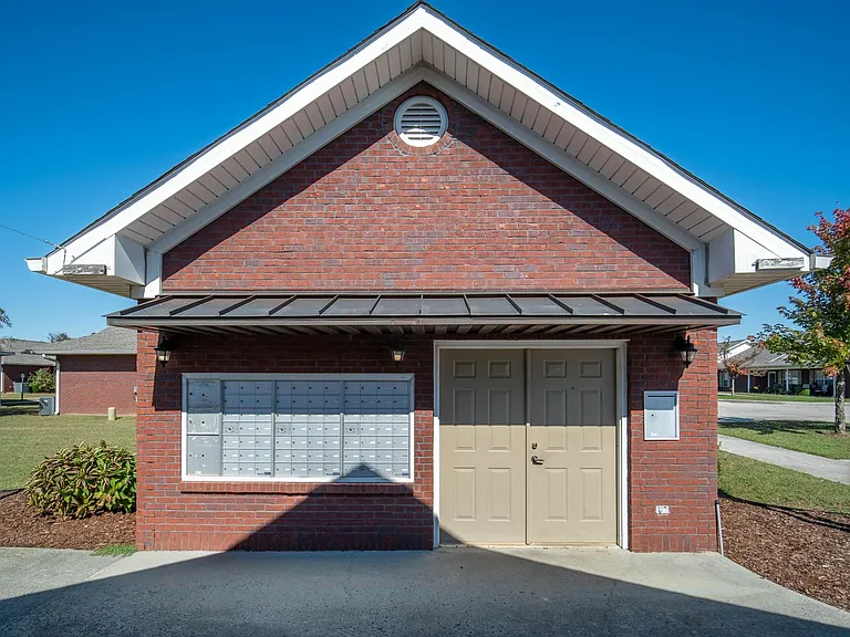 17960 Arrowhead Cir — Photo 14