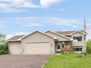 1858 90th St, New Richmond, WI 54017