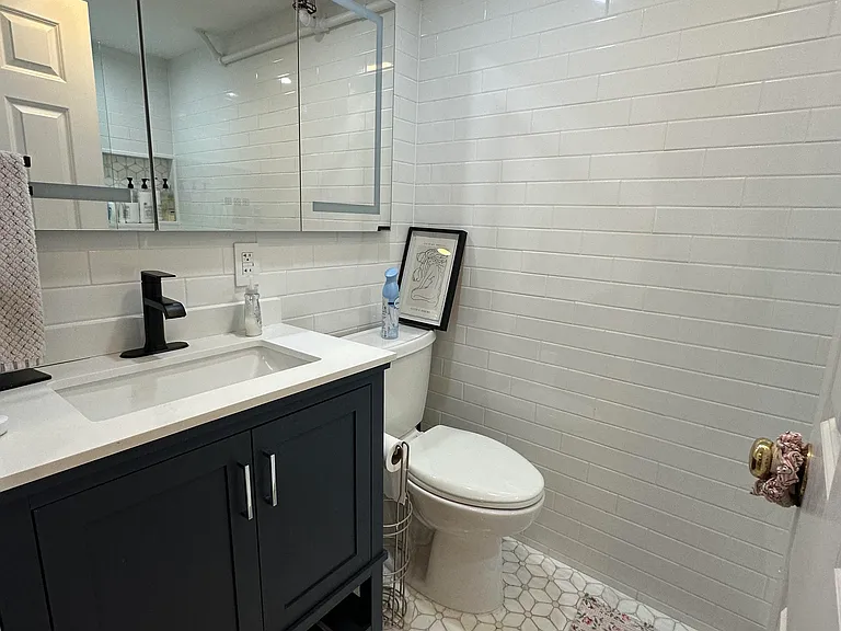 128 Saint Botolph St #1B — Photo 8