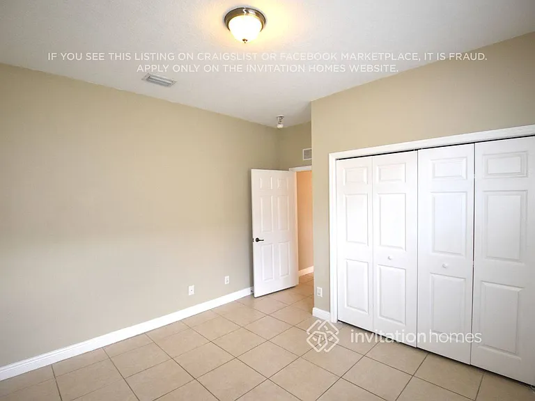 5221 SW 141st Ave — Photo 9