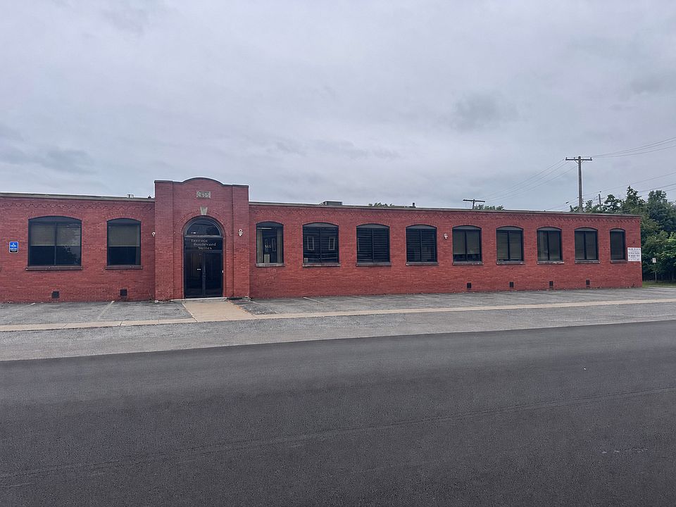 1st image of 786 Terrace Blvd #7L