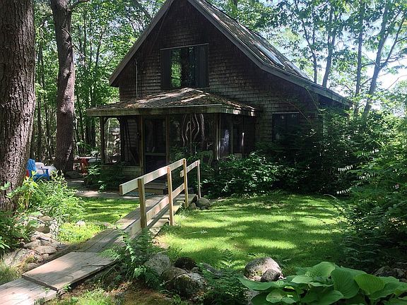 Post & Beam Cottage on Bay