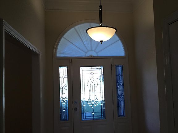 4th image of 10000 Sunlight Dr