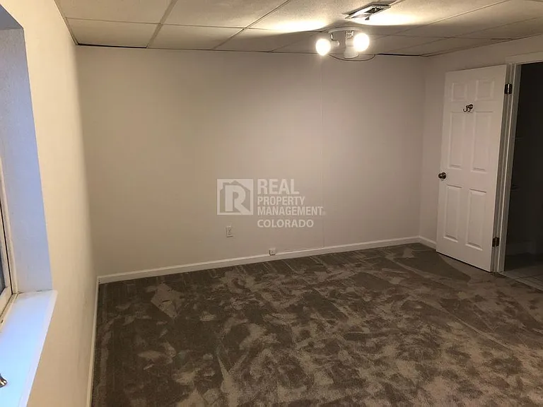 1014 Artemis Cir — Photo 16