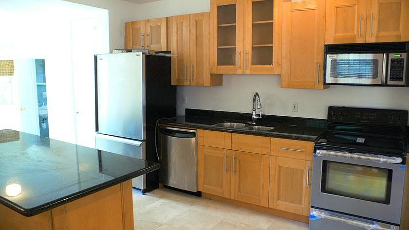 2nd image of 406 Forrest Dr
