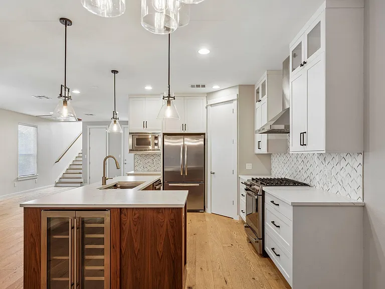 3108 Corbin Ln — Photo 4