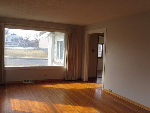 5th image of 2025 1st Ave N