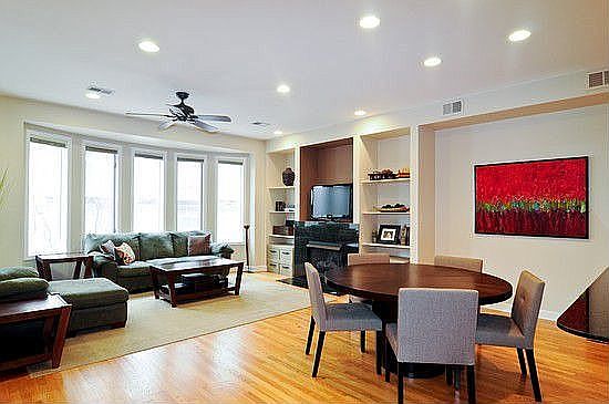 5th image of 819 W Superior St Unit 2