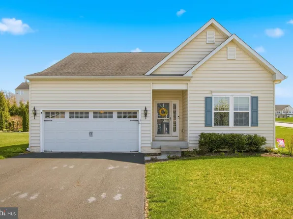 36 Kaitlyn Dr, Hanover, PA 17331