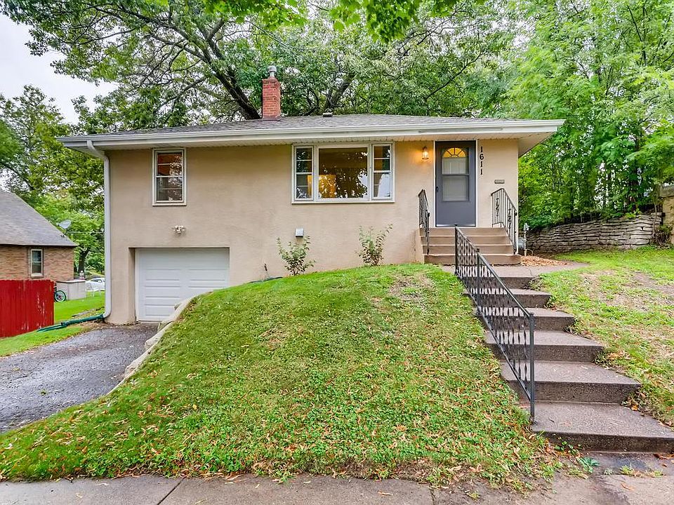 1st image of 1611 Ross Ave