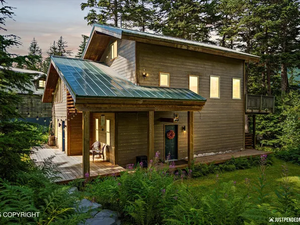 122 Echo Ridge Dr, Girdwood, AK 99587